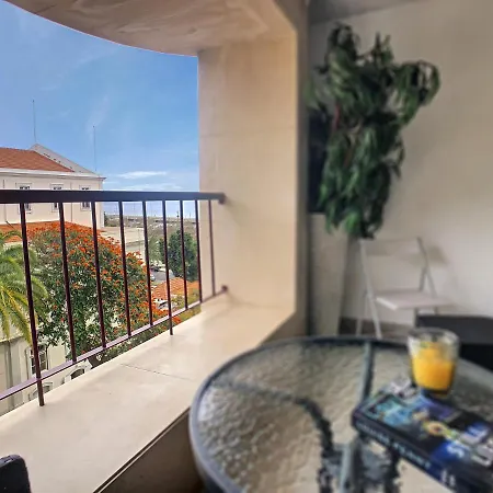 Fantastic Marina Club Apartment *